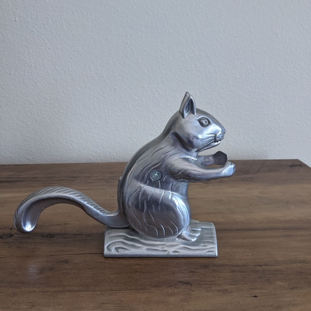 Squirrel nutcracker
